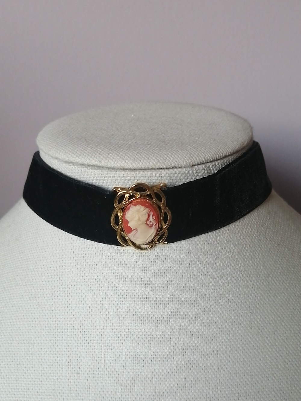 Vintage Black Velvet Choker Necklace with Pink and White Goldtone Frame Cameo